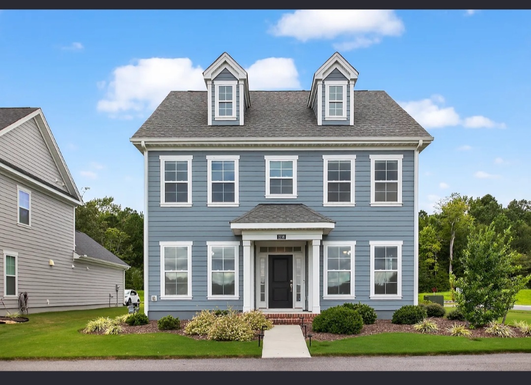 BEAUTIFULLY MAINTAINED HOMES